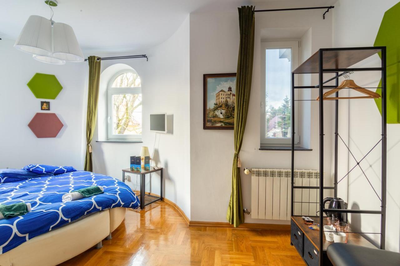 The Castle Suites & Apartment - Free Parking - (Adults Only) Kraków Exteriör bild