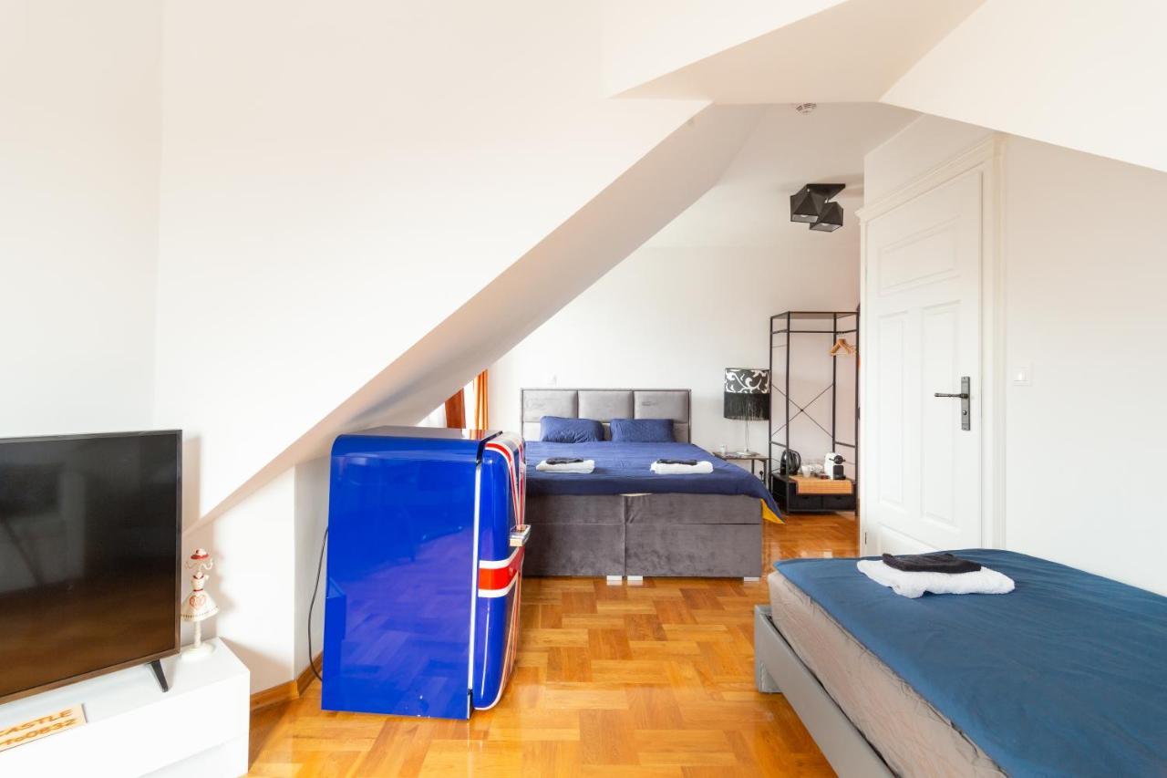 The Castle Suites & Apartment - Free Parking - (Adults Only) Kraków Exteriör bild