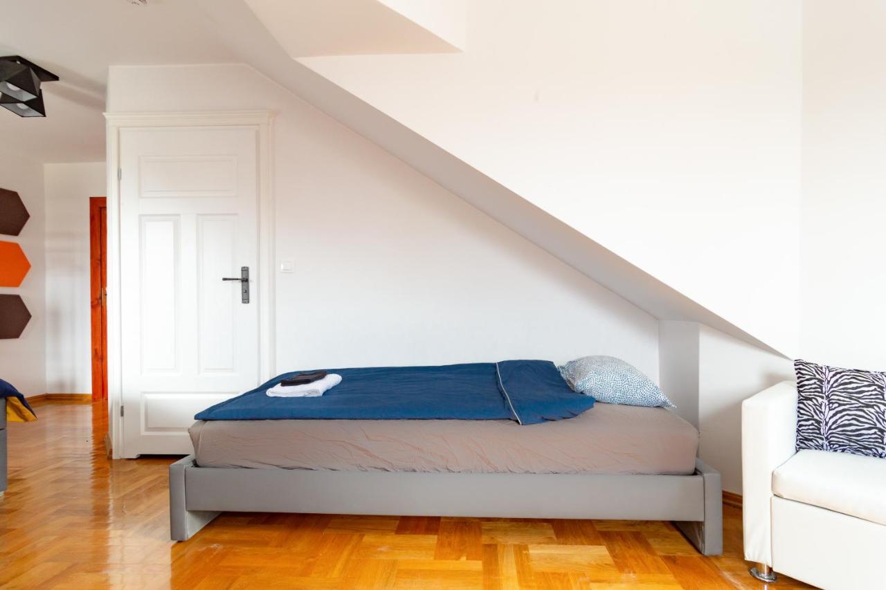 The Castle Suites & Apartment - Free Parking - (Adults Only) Kraków Exteriör bild