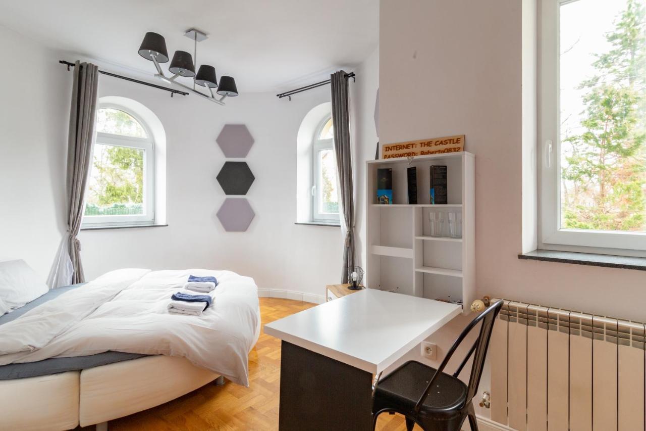 The Castle Suites & Apartment - Free Parking - (Adults Only) Kraków Exteriör bild