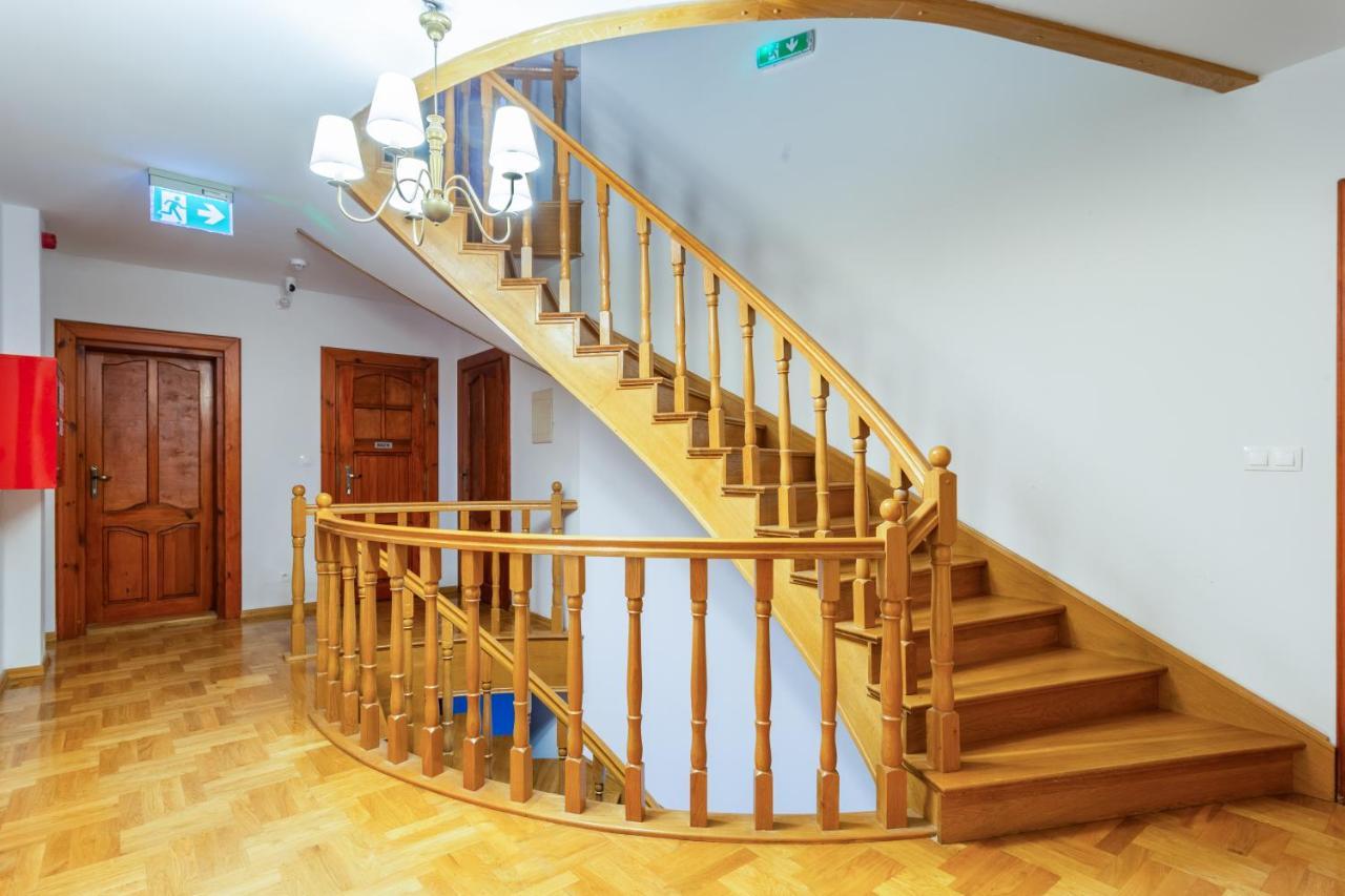 The Castle Suites & Apartment - Free Parking - (Adults Only) Kraków Exteriör bild