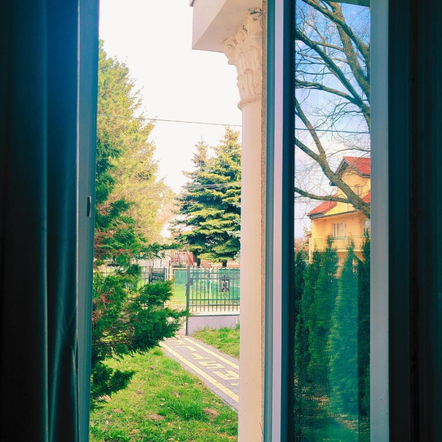 The Castle Suites & Apartment - Free Parking - (Adults Only) Kraków Exteriör bild