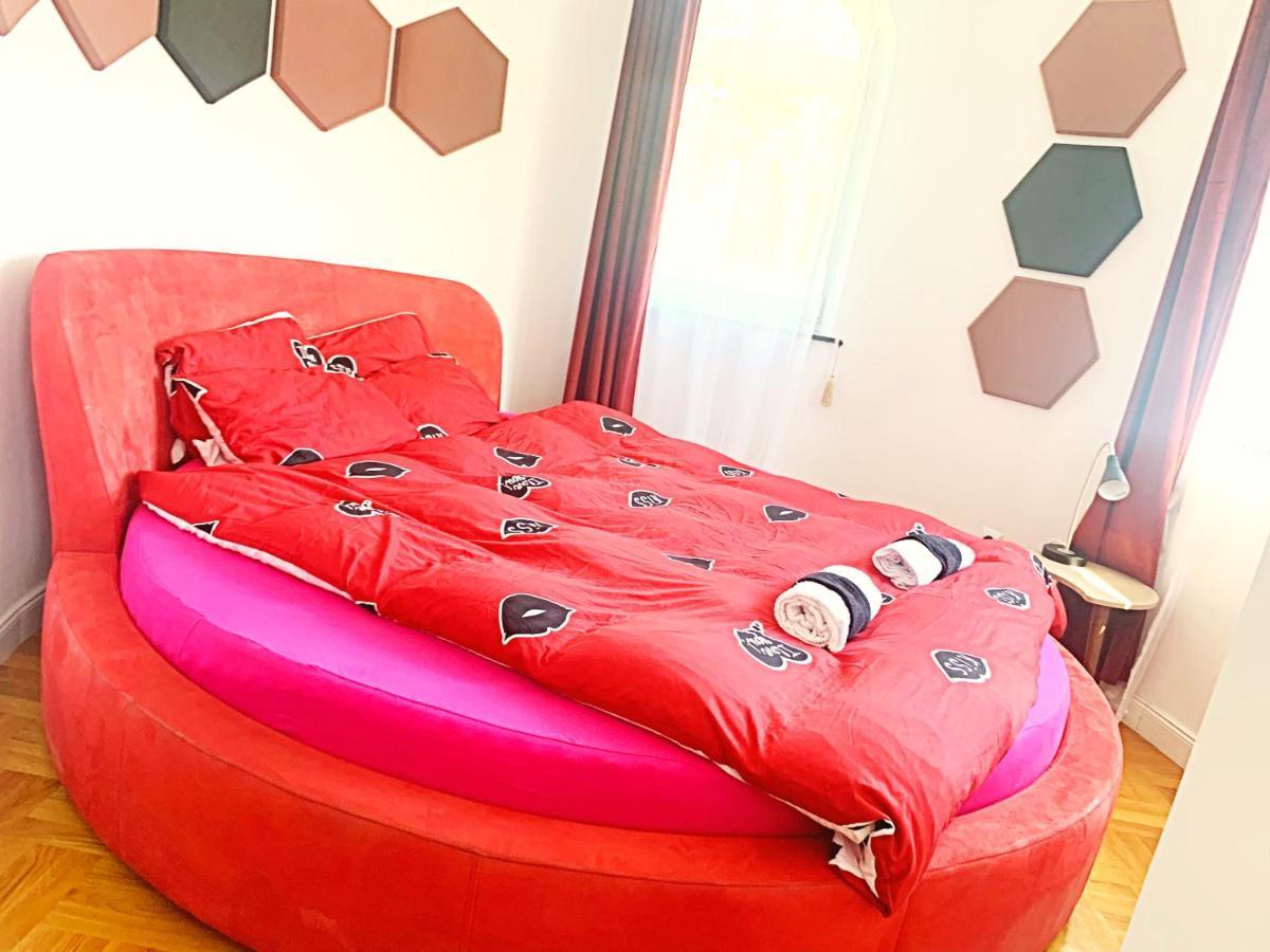 The Castle Suites & Apartment - Free Parking - (Adults Only) Kraków Exteriör bild
